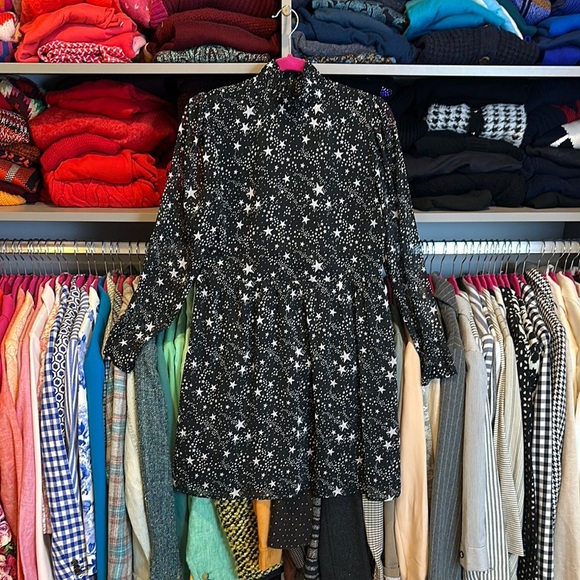 Modcloth Dresses & Skirts - Modcloth black/white star long semi sheer sleeve lined dress size S